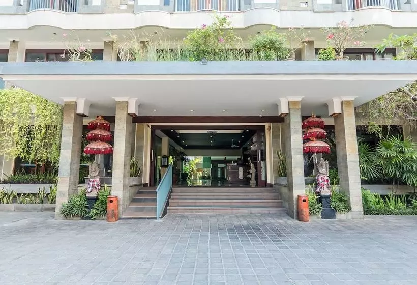 ホテル Zen Rooms Legian Melasti