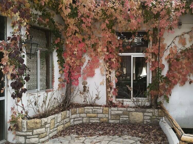 تختخواب و صبحانه Chateau Deau Faraya