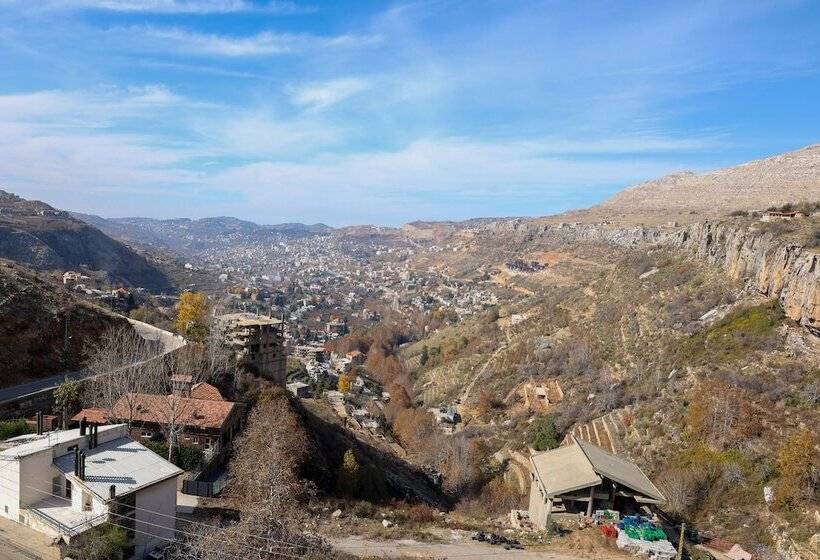 تختخواب و صبحانه Chateau Deau Faraya