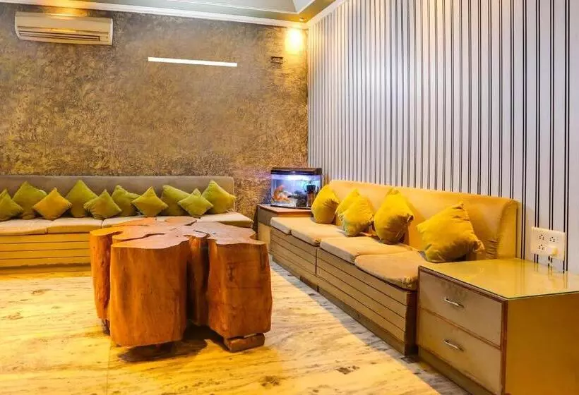 هتل O Tajganj Near Taj Mahal West Gate Formerly Apollo