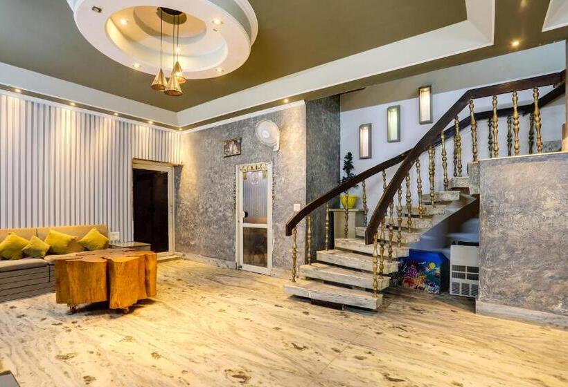 فندق O Tajganj Near Taj Mahal West Gate Formerly Apollo