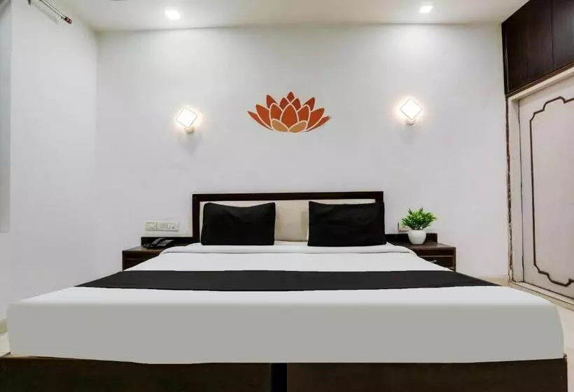 هتل O Tajganj Near Taj Mahal West Gate Formerly Apollo