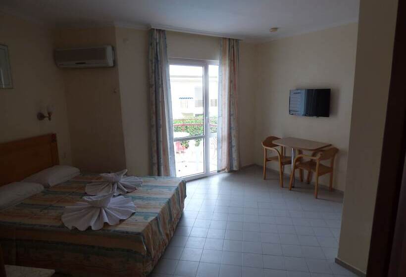 בית מלון כפרי Avlu 4