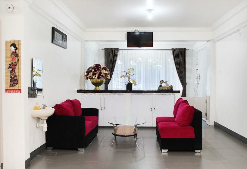 ホテル Gading Guest House By Airy