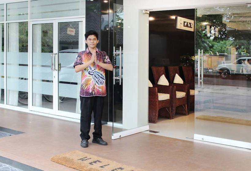 ホテル Gading Guest House By Airy