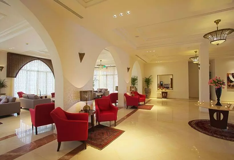 هتل Golden Tulip Sharma Resort