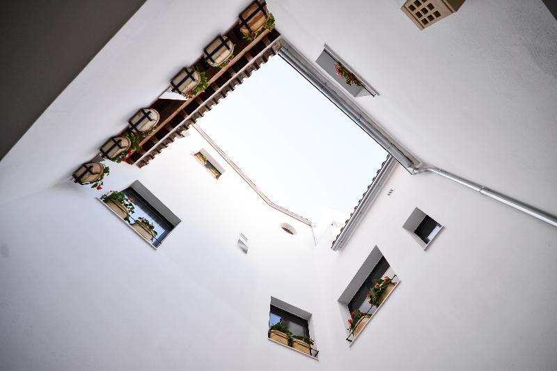 هتل Legado Alcazar