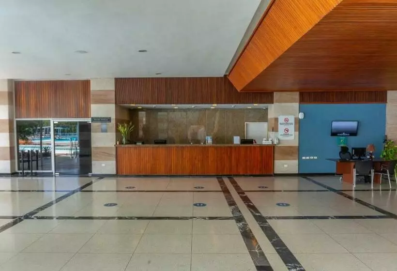 هتل Marriott Maracay Golf Resort