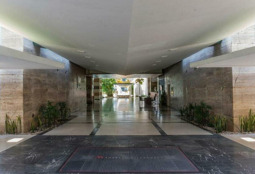 هتل Marriott Maracay Golf Resort