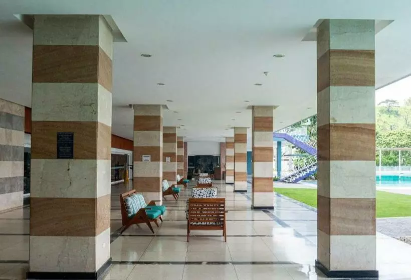 هتل Marriott Maracay Golf Resort