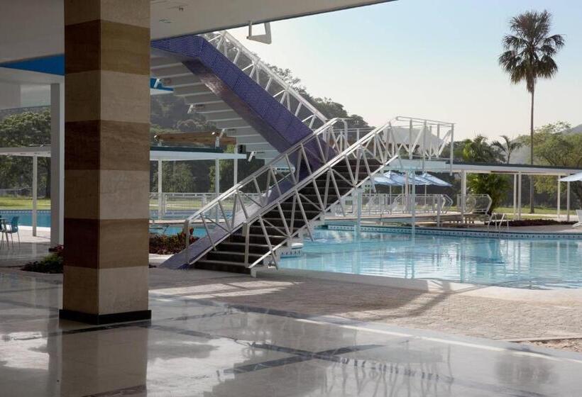 هتل Marriott Maracay Golf Resort