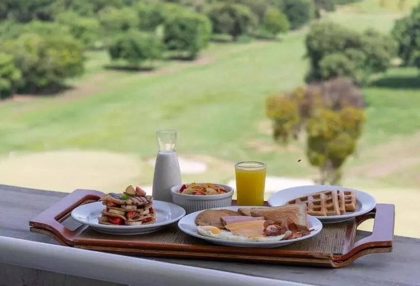 هتل Marriott Maracay Golf Resort