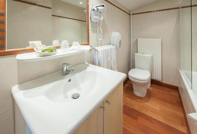 ホテル Restaurant Emile Job