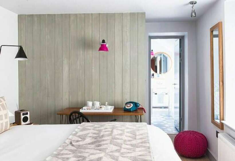 ホテル The Old Stocks Inn