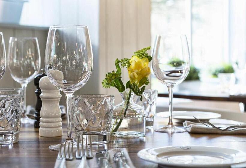 ホテル The Old Stocks Inn