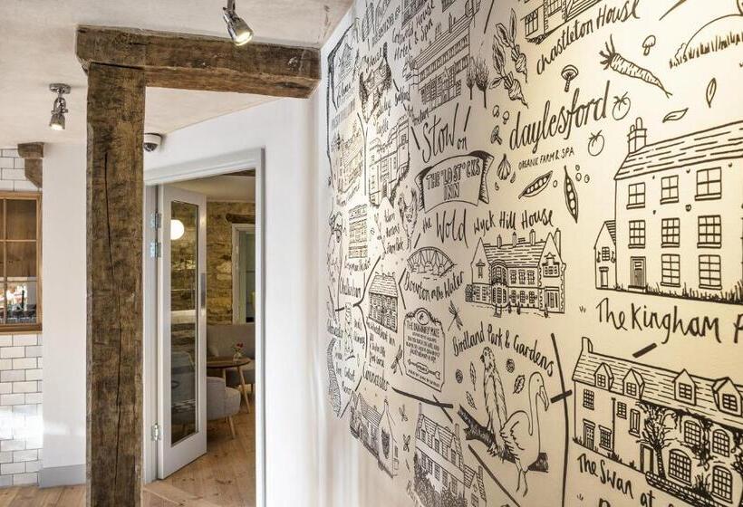 ホテル The Old Stocks Inn