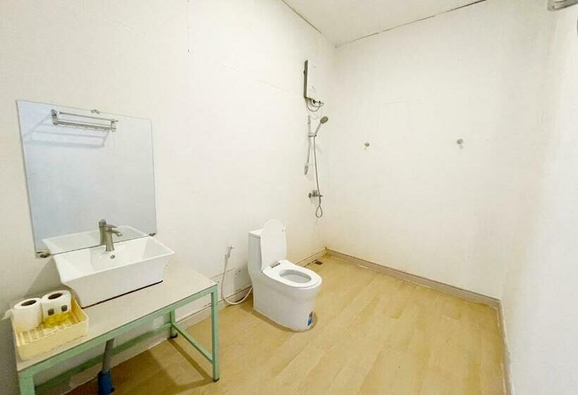 בית מלון כפרי The Secret Garden At Otres Beach