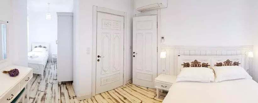 پانسیون Mauna