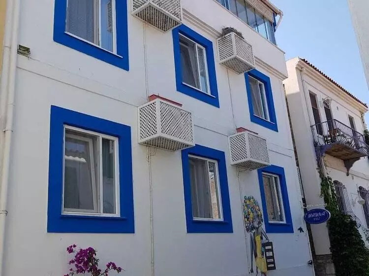 پانسیون Mauna