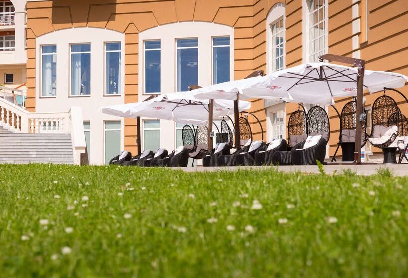 Radisson Residences, Zavidovo