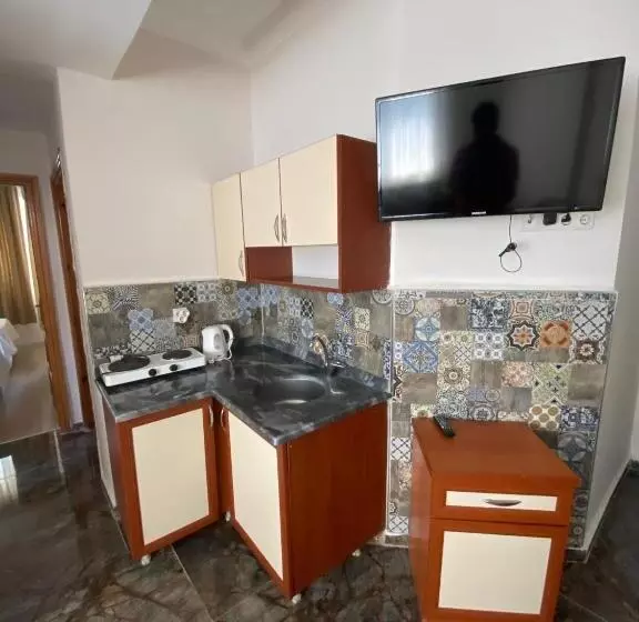 Sempati Apart