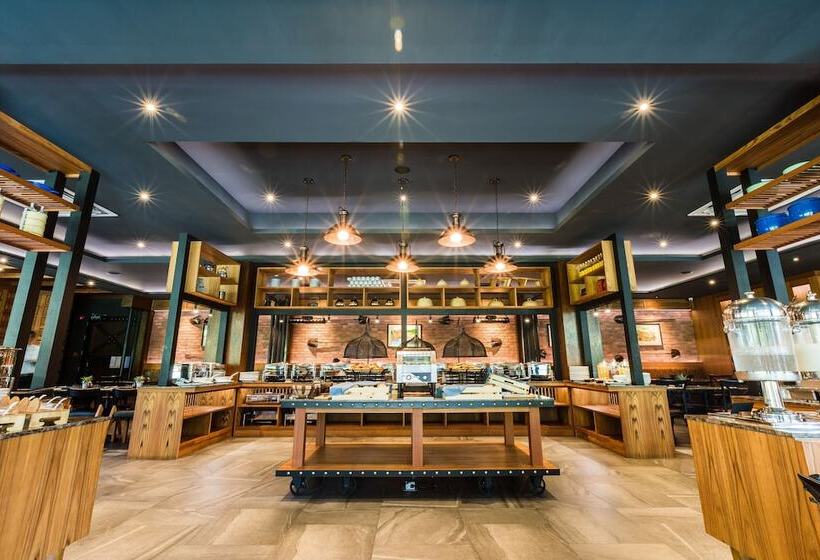 Aurico Kata Resort & Spa   Sha Extra Plus