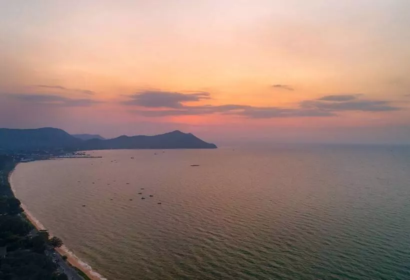 Oceanphere Pattaya Villa by Elite Suites