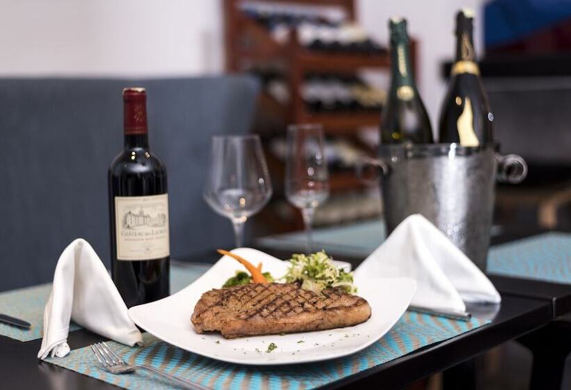 בית מלון כפרי De L Homme