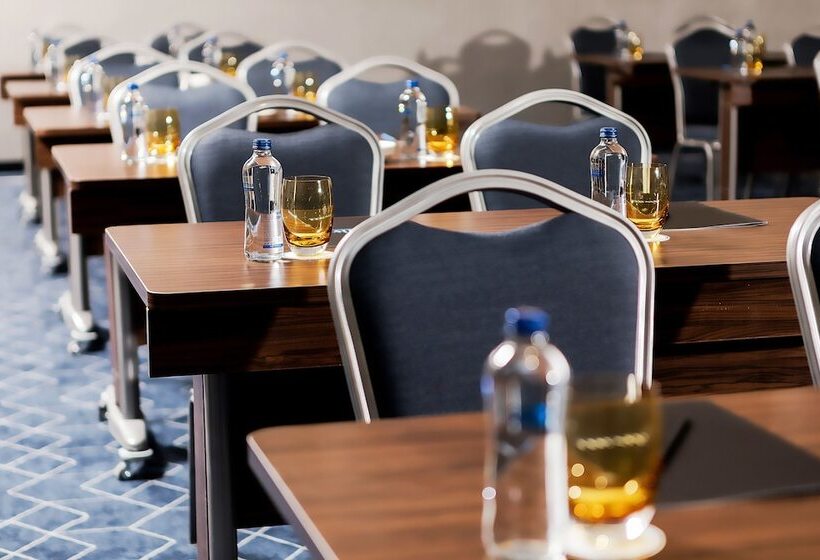 Отель Dedeman Cizre