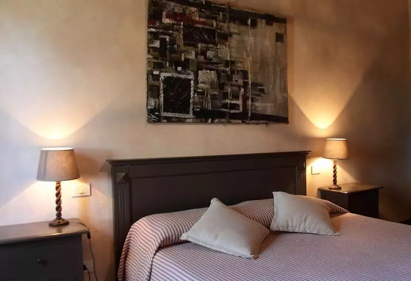 Hotelli La Tana Del Bianconiglio