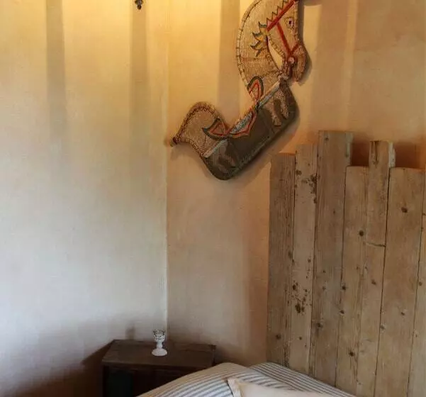 Hotelli La Tana Del Bianconiglio