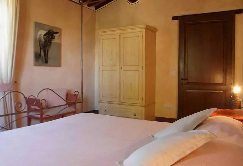Hotelli La Tana Del Bianconiglio