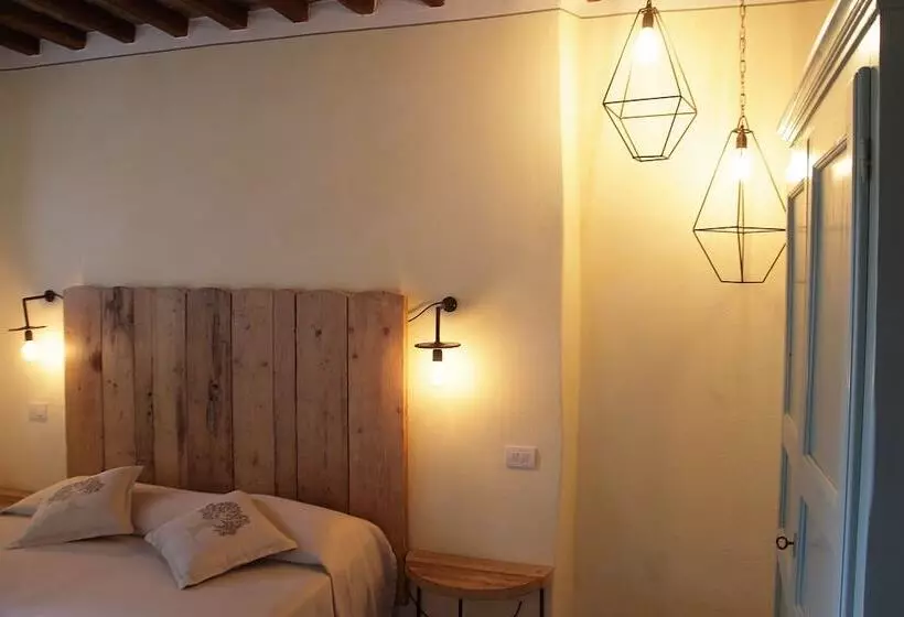 Hotelli La Tana Del Bianconiglio