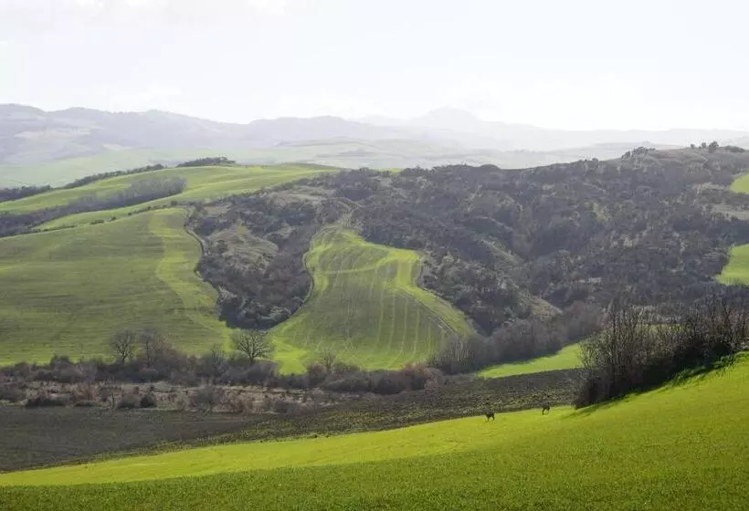 Hotelli La Tana Del Bianconiglio