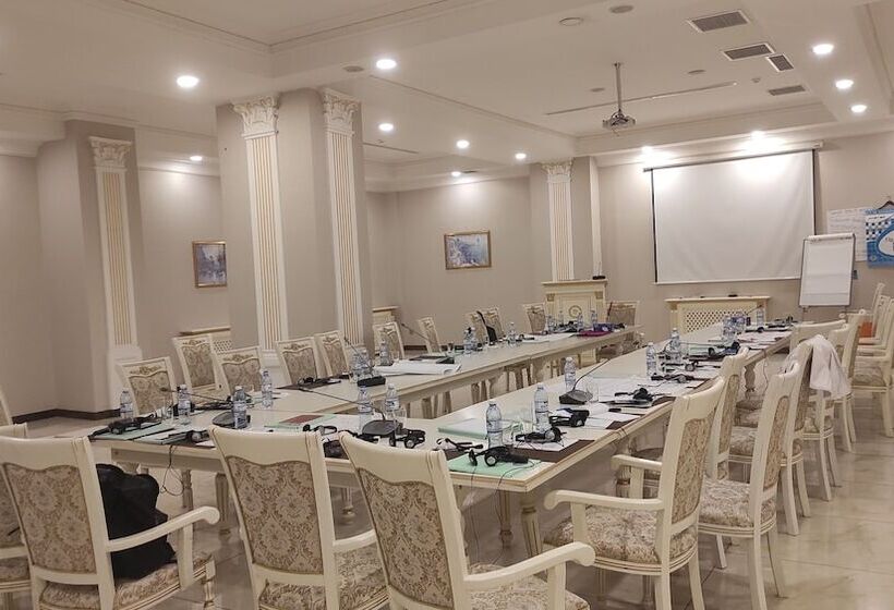 هتل Premier Palace