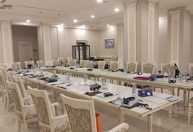 هتل Premier Palace