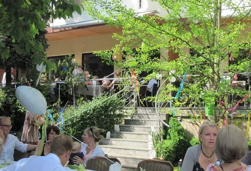 Hotel Weingut Dehren