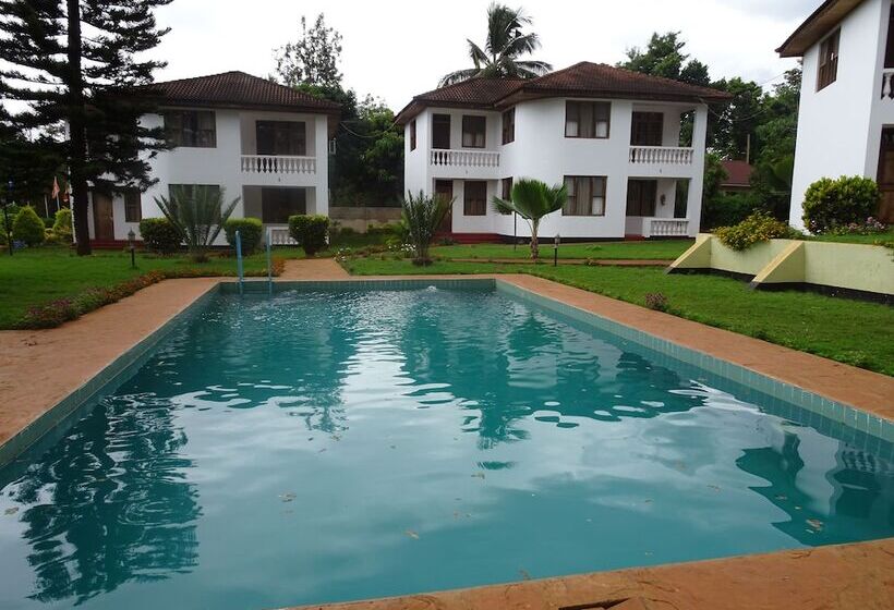 Keys Hotel Mbokomu Branch