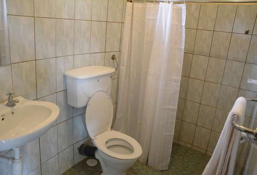 Keys Hotel Mbokomu Branch