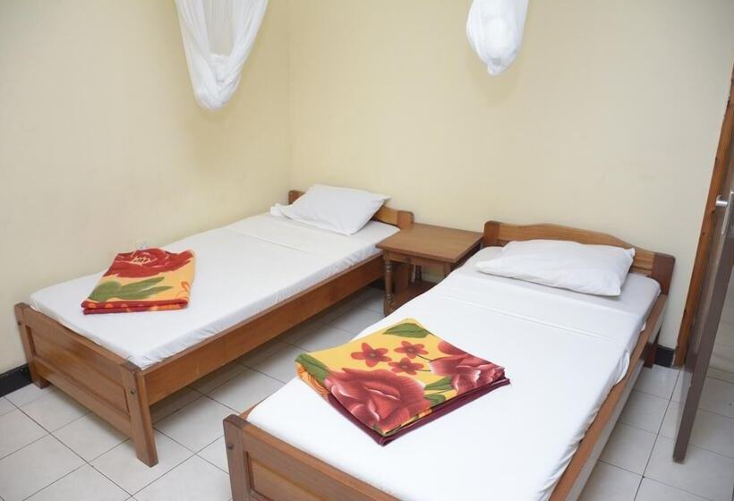 Keys Hotel Mbokomu Branch