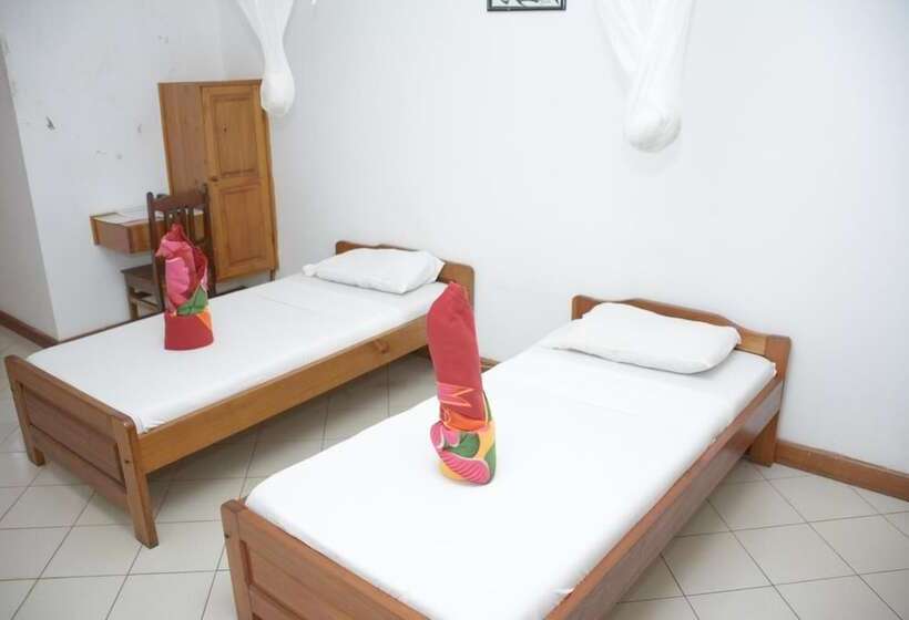 Keys Hotel Mbokomu Branch