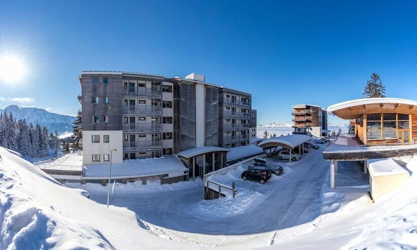 Noemys L Ecrin Des Neiges