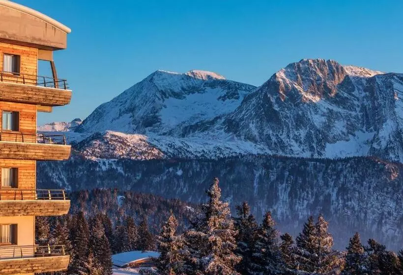 Noemys L Ecrin Des Neiges