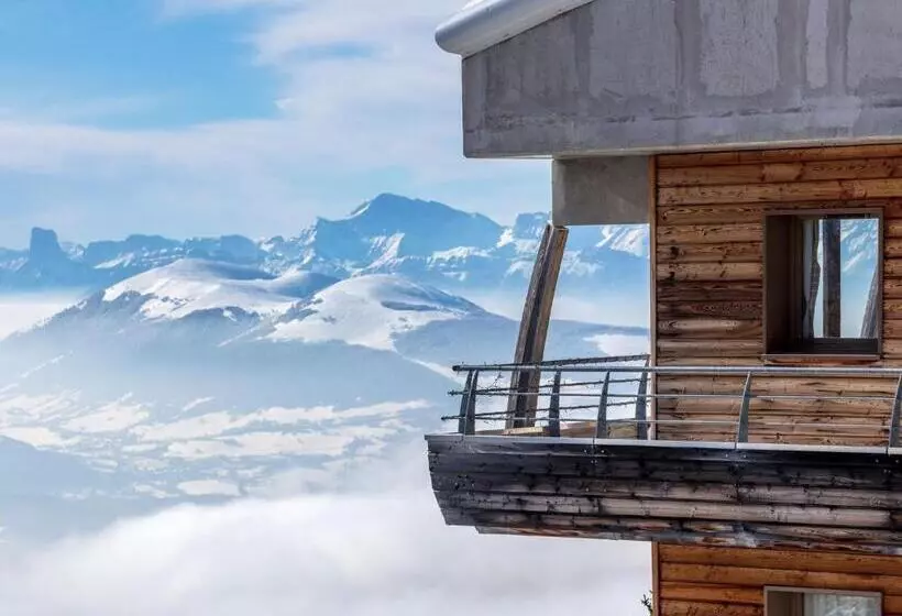 Noemys L Ecrin Des Neiges