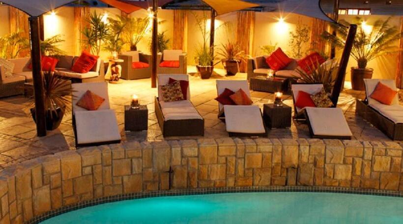 פנסיון African Breeze Guest House