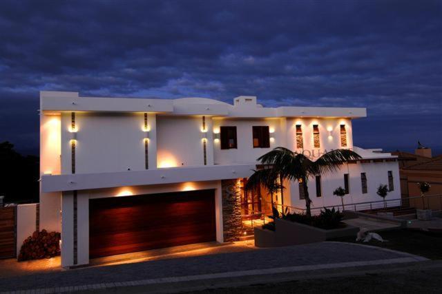 بنسيون Aquavit Guest House