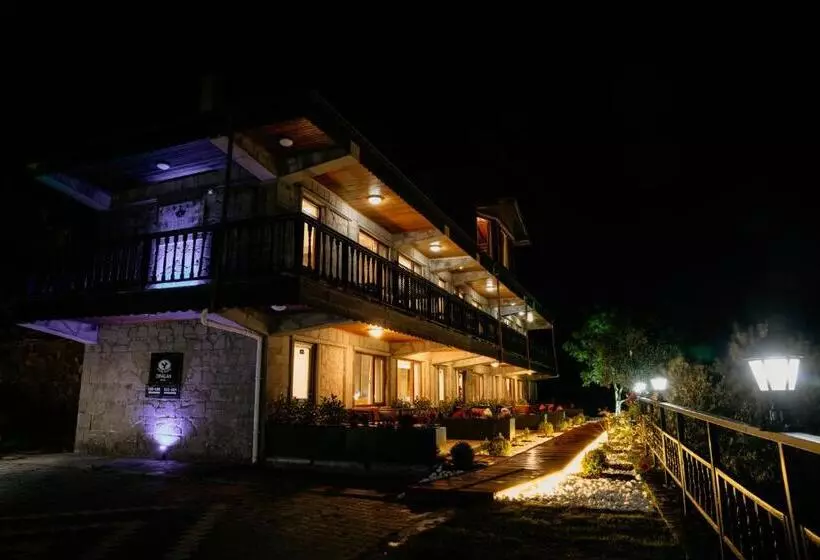 ペンション Assos Kartal Yuvasi