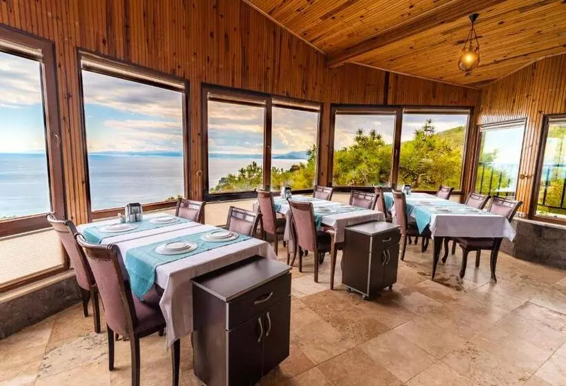 ペンション Assos Kartal Yuvasi