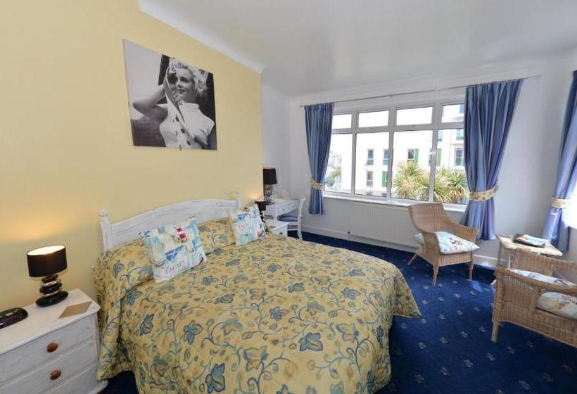 بنسيون Blue Palms