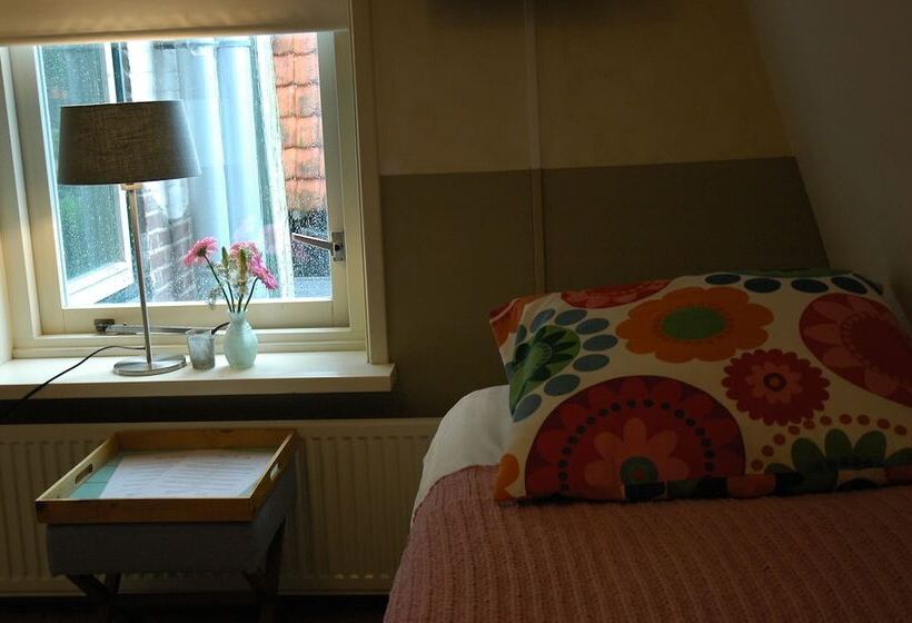 پانسیون Guesthouse Fleur De Lis